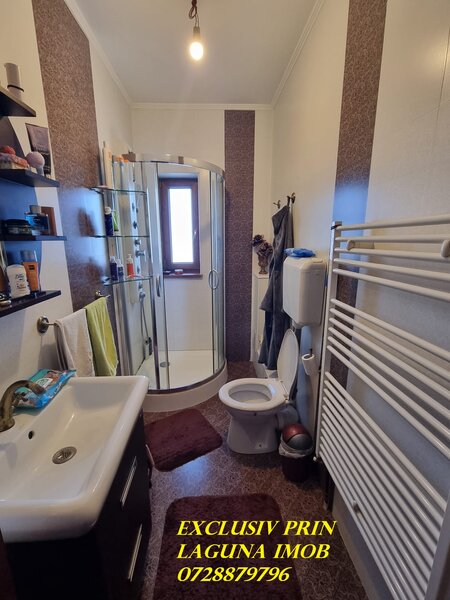 Otopeni, 23 August, Hotel Aviator, vila spatioasa P+ 1+ pod locuibil,